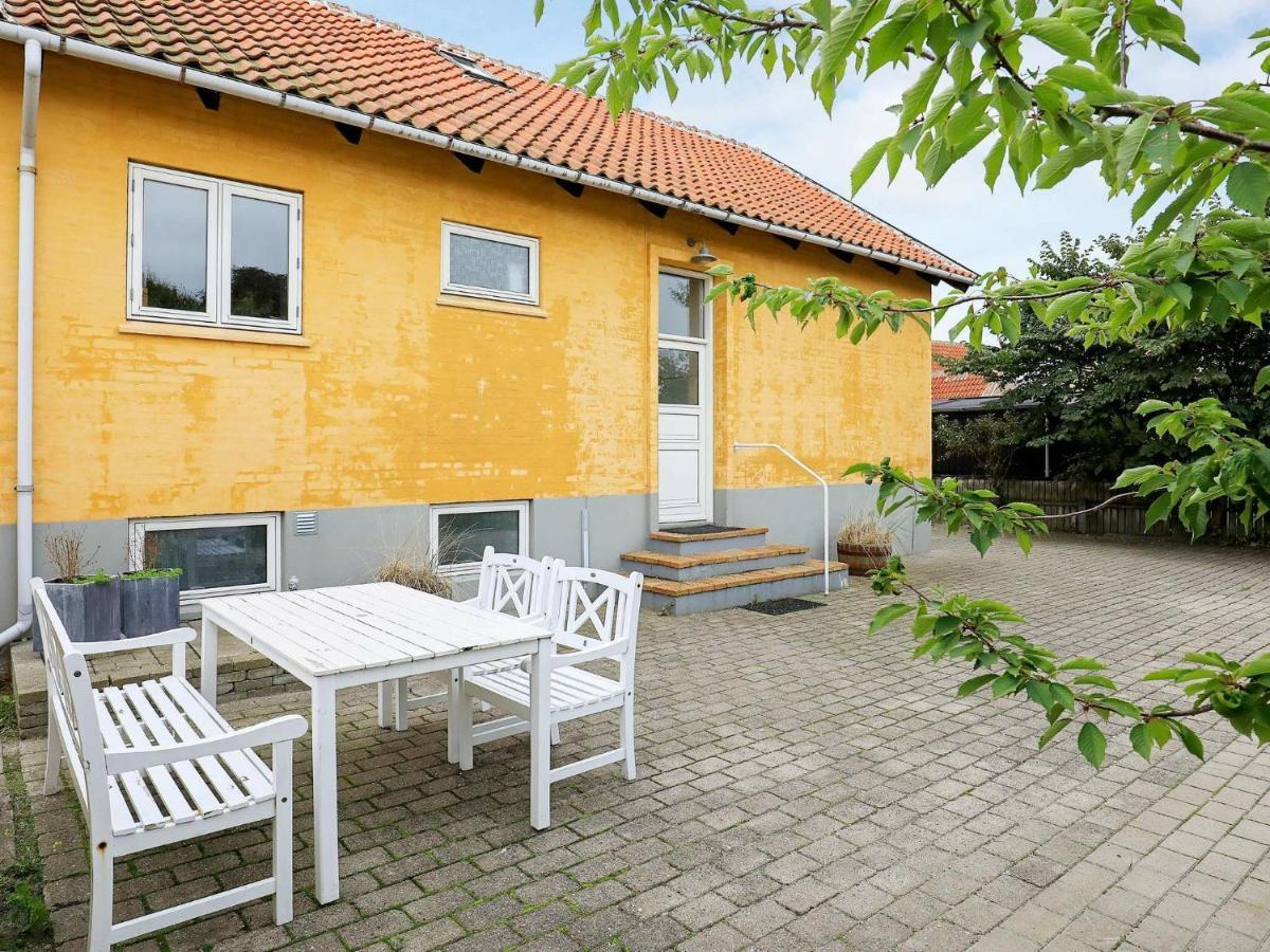 8 Person In Skagen